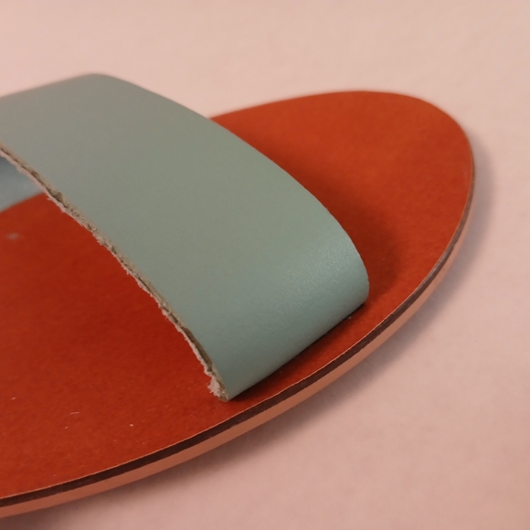 Sandals - Picture 4 of 4